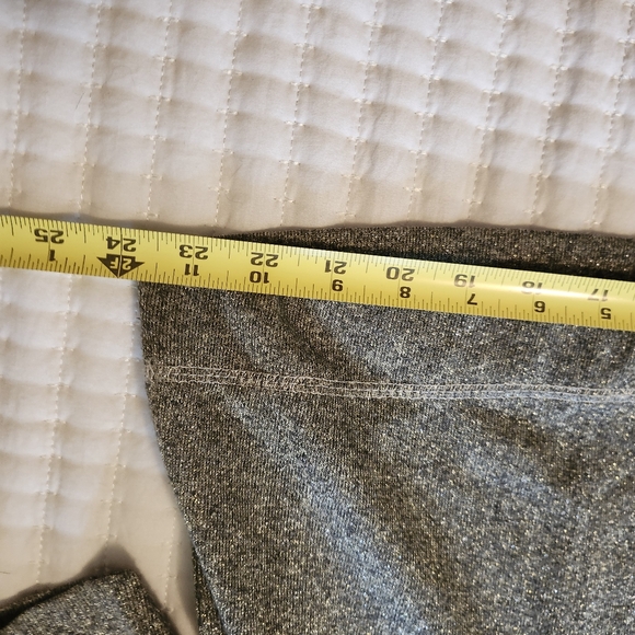 LANE BRYANT SILVER SPARKLE T WITH EXTRA SPARKLE POCKET SIZE 14/16 - Picture 11 of 12